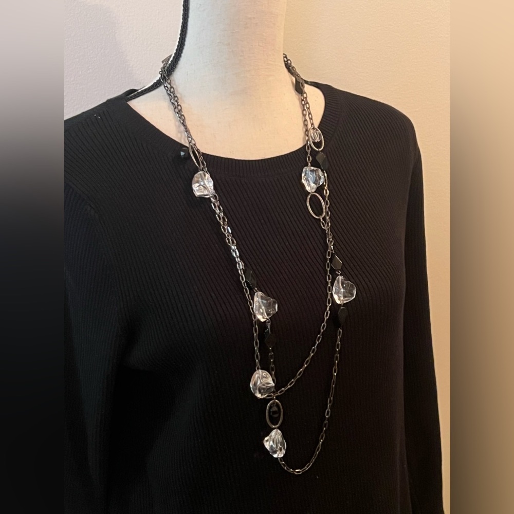 Cute Black Tone fashion Necklace with crystals